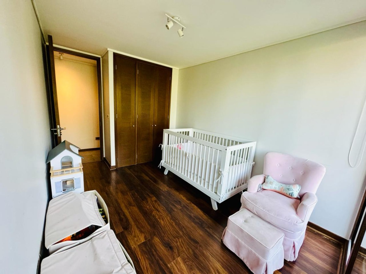 Venta Casa NO 3D 3B 2E 1B La Dehesa - Lo Barnechea