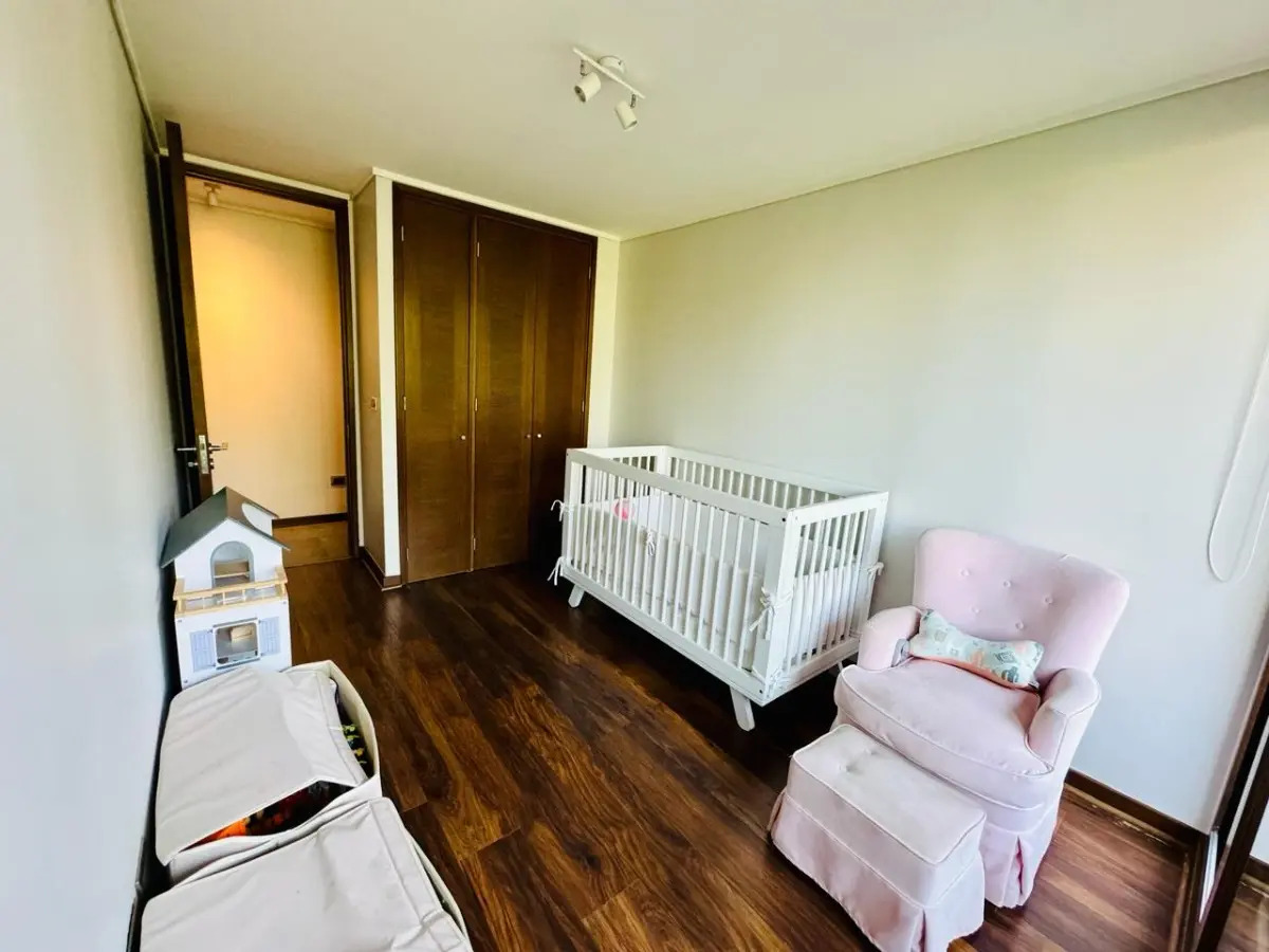 Venta Casa NO 3D 3B 2E 1B La Dehesa - Lo Barnechea