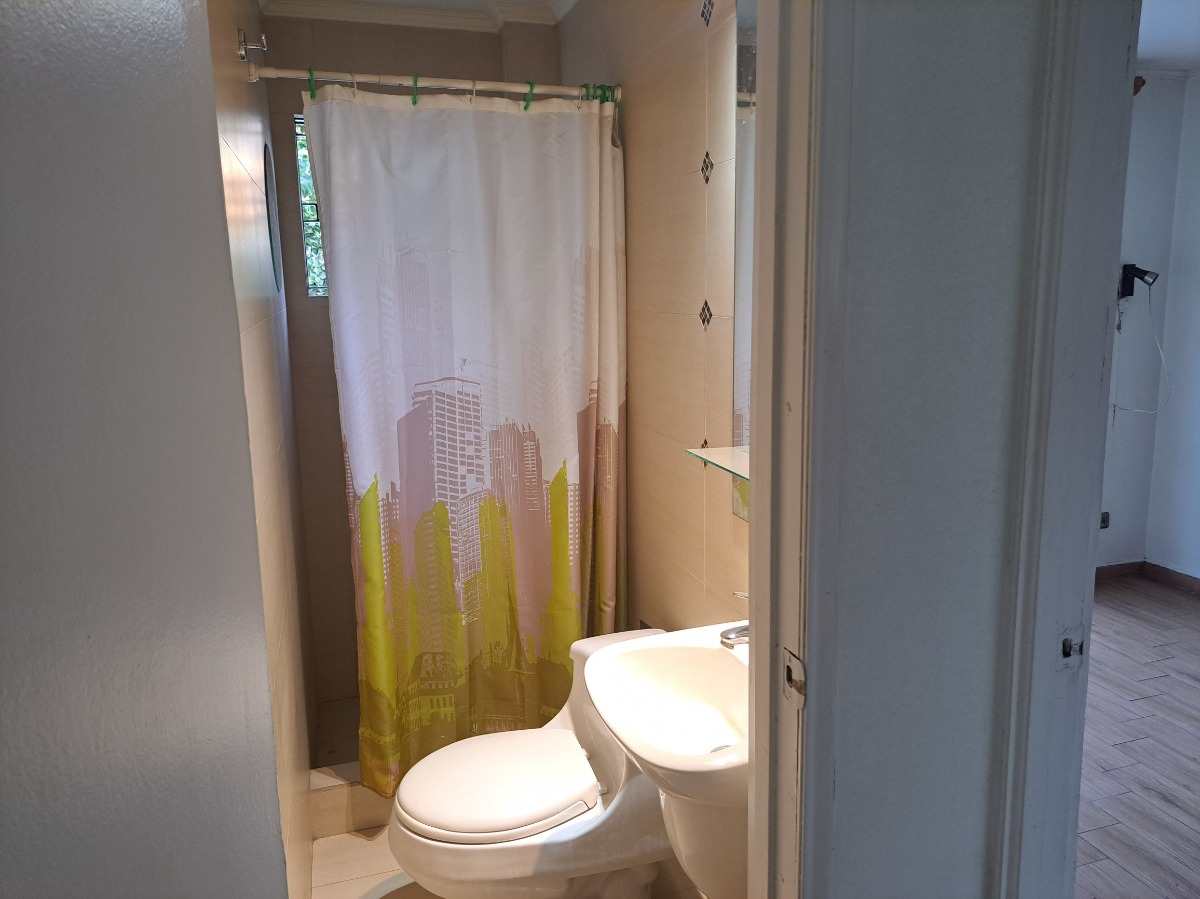 Arriendo Casa NO 3D 2B 2E 1B Juan XXIII - Vitacura