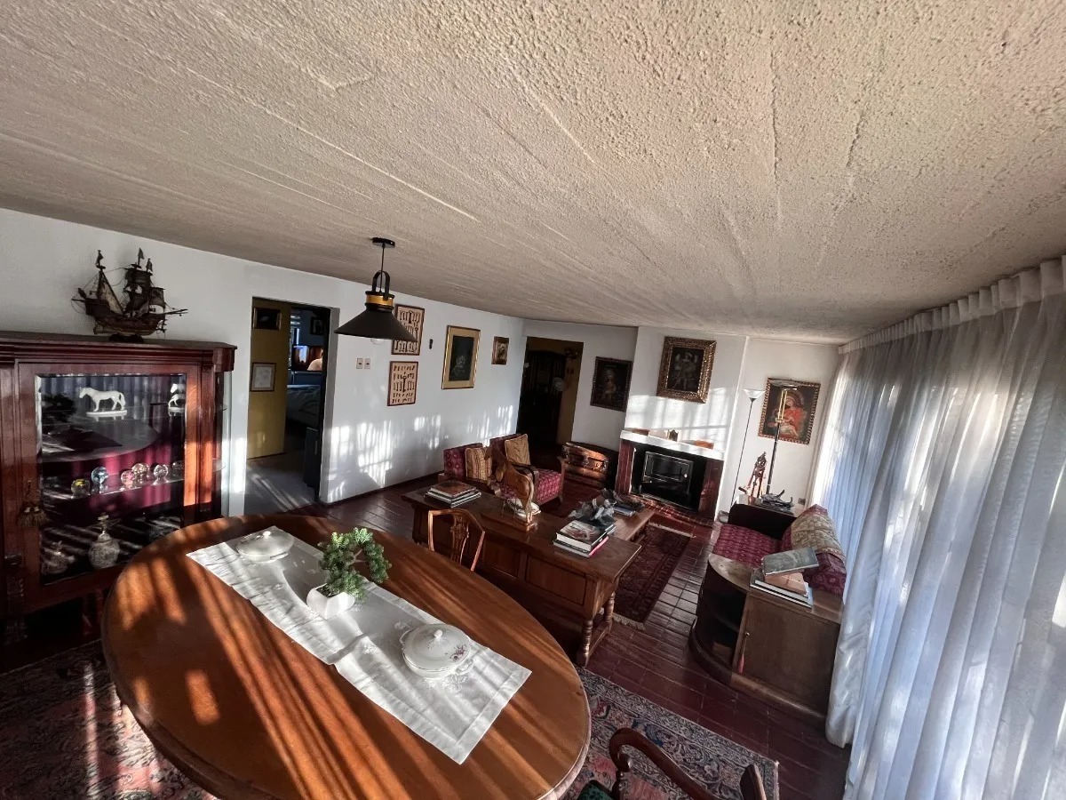 Venta Casa P 4D Walk-in cl&oacute;set 3B 2E 1B La Llaver&iacute;a - Vitacura