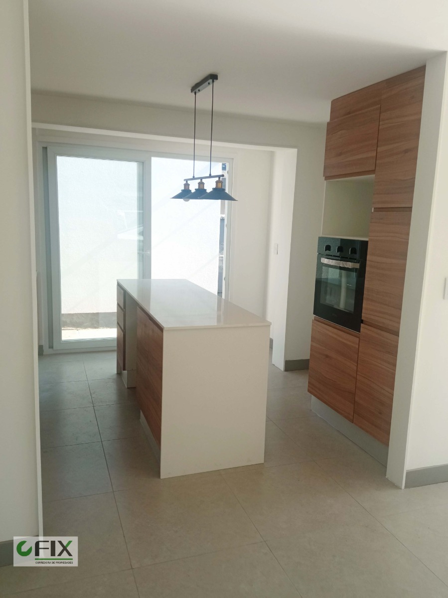 Venta Casa 3D en suite Walk-in cl&oacute;set 3B 2E Rotonda Atenas - Las Condes