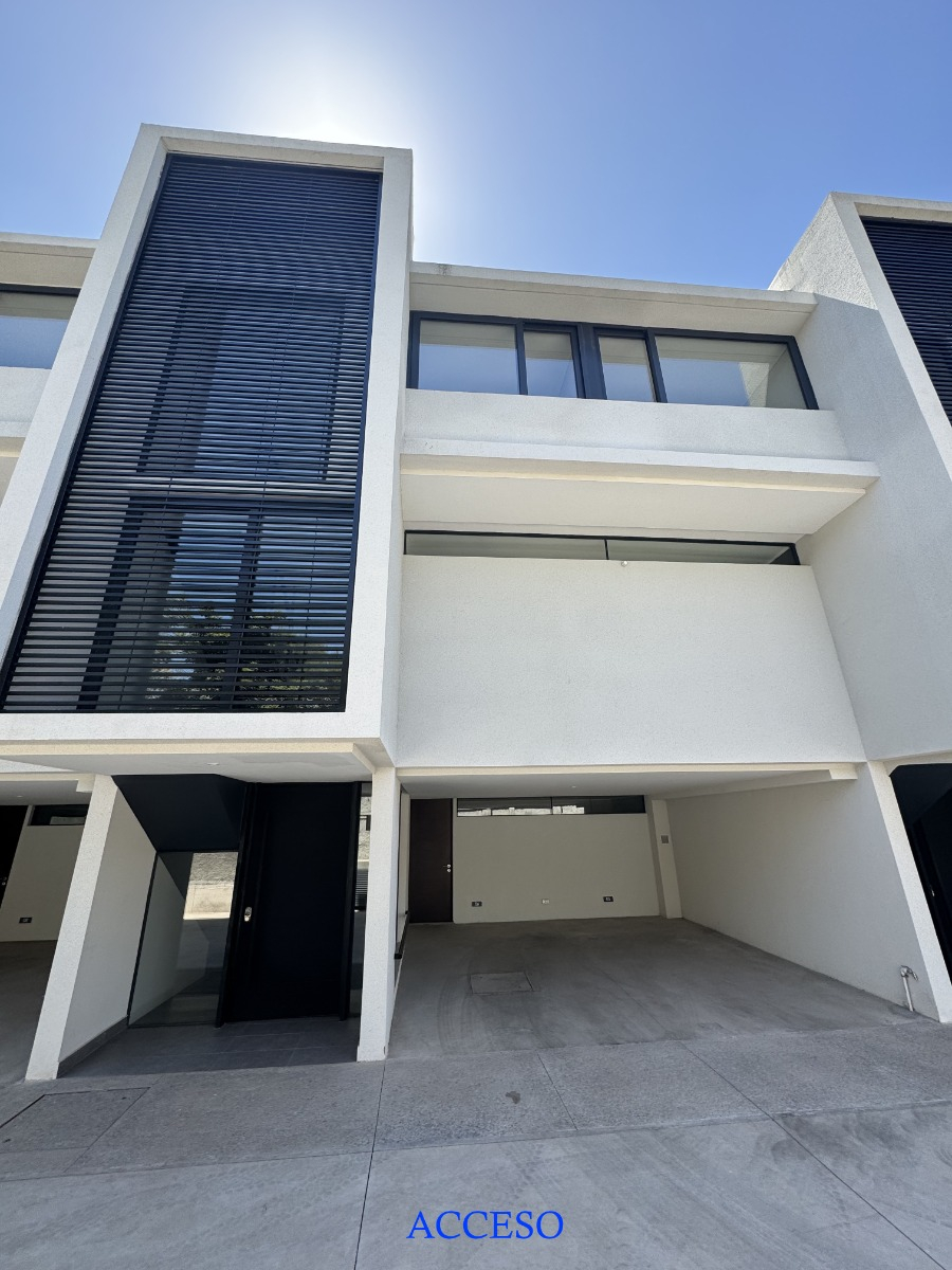 Arriendo Casa 4D Sebasti&aacute;n Elcano - Las Condes