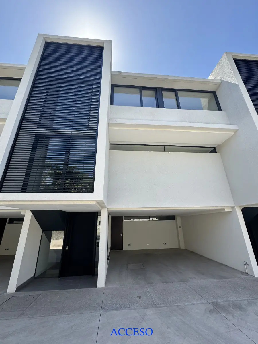 Arriendo Casa 4D Sebasti&aacute;n Elcano - Las Condes