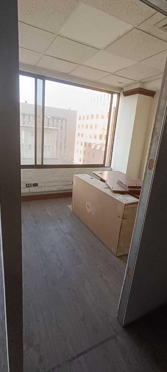 Arriendo Oficina 4B 3E Pedro de Valdivia - Providencia