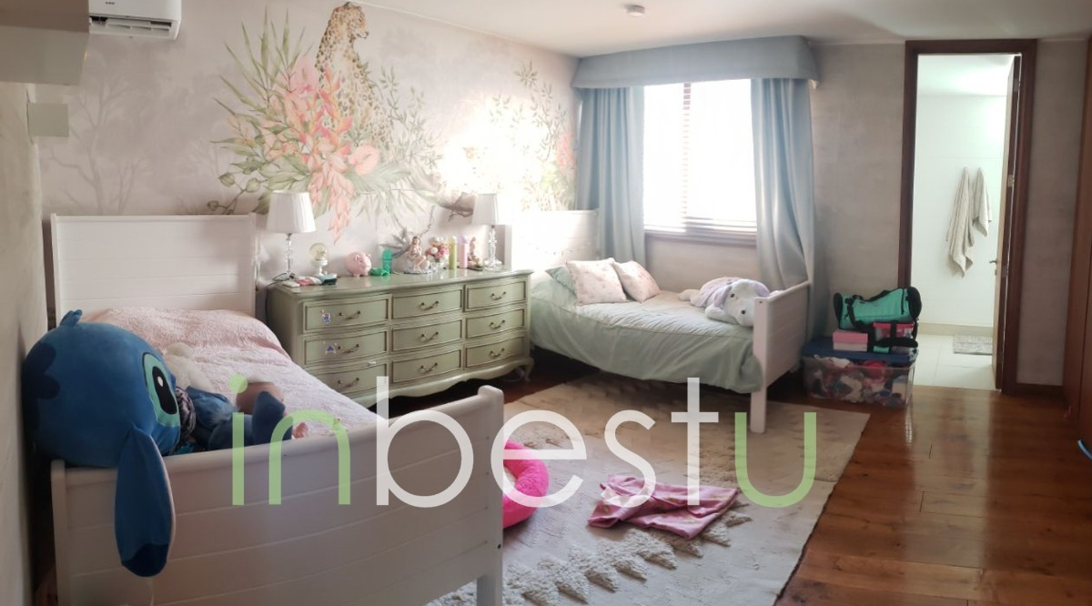 Venta Casa NP 7D en suite Walk-in cl&oacute;set 6B 8E 1B Santa Mar&iacute;a de Manquehue - Vitacura