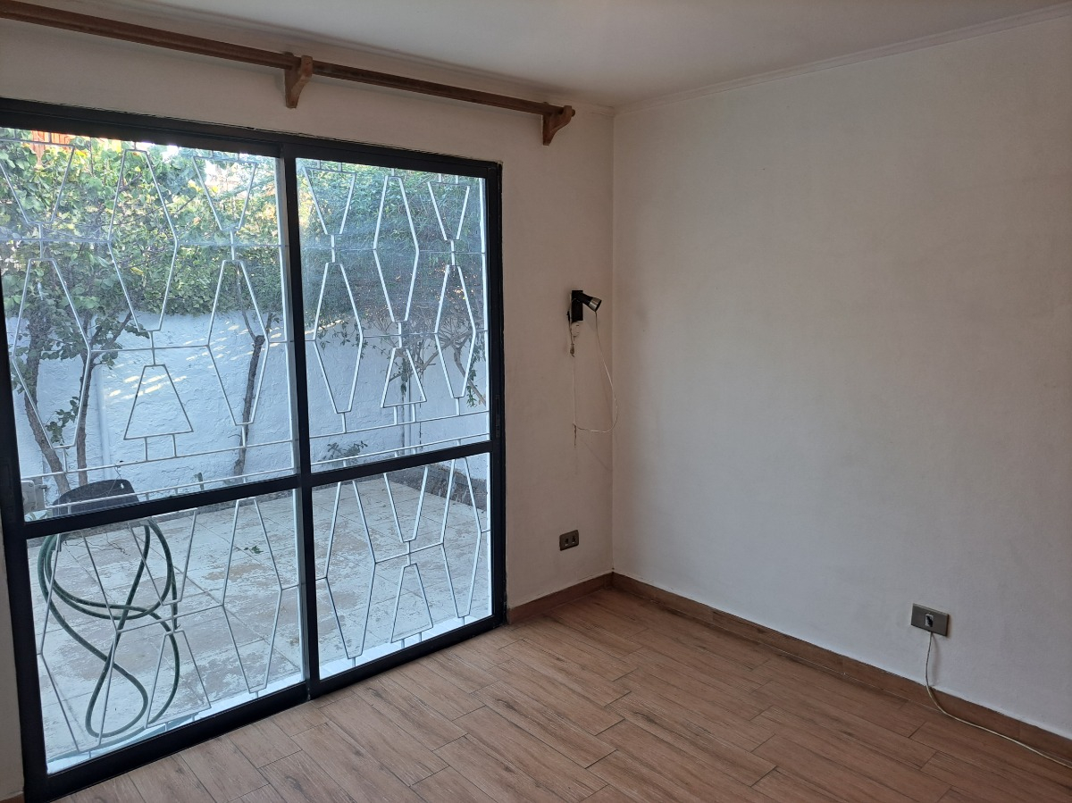 Arriendo Casa NO 3D 2B 2E 1B Juan XXIII - Vitacura