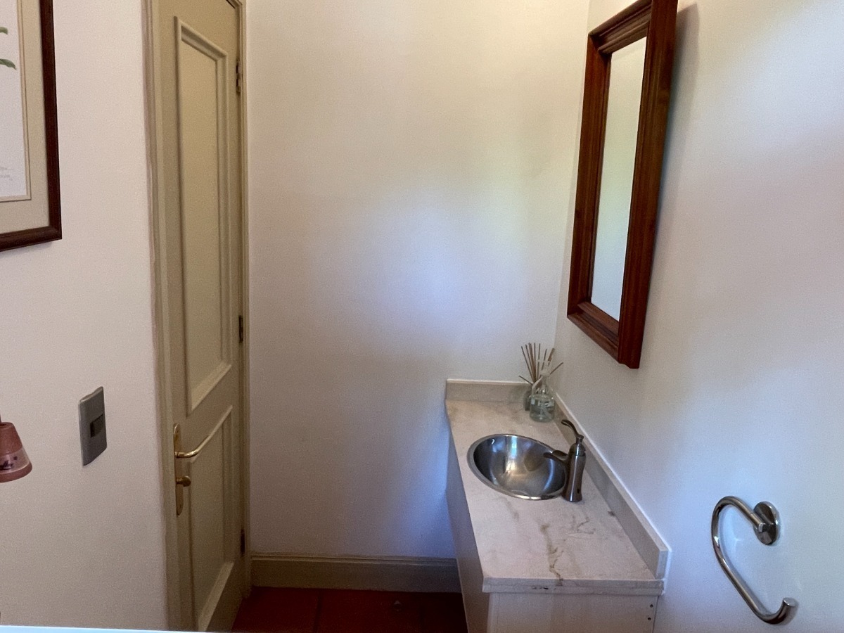 Venta Casa O 5D en suite Walk-in cl&oacute;set 4B 2E Chicureo - Colina