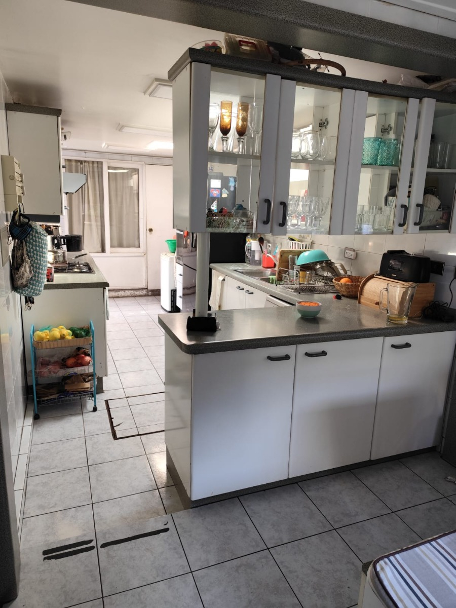 Venta Casa NOSP 4D 3B 1E 1B Metro Hernando de Magallanes - Las Condes