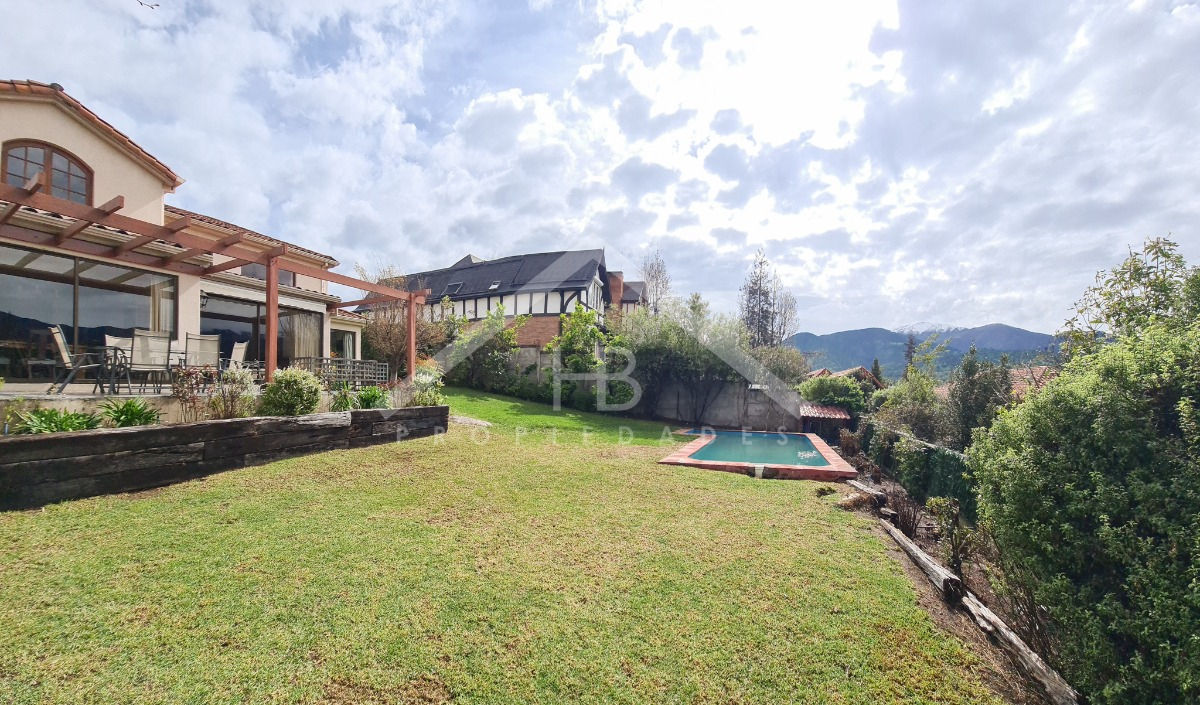 Venta Casa NO 5D en suite Walk-in cl&oacute;set 5B 3E 1B Los Trapenses - Lo Barnechea