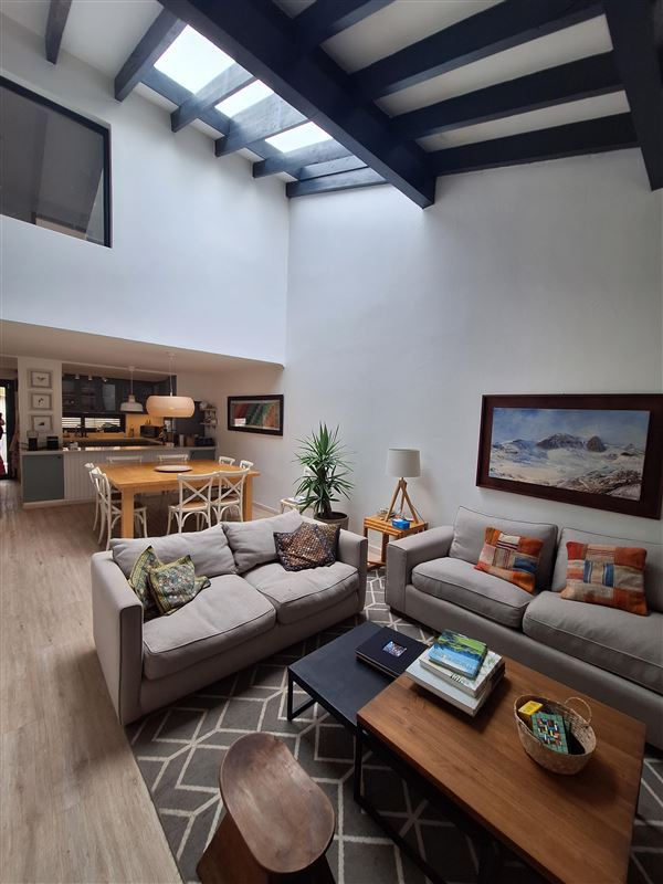 Venta Casa Oriente 4D en suite 4B 2E 1B Los Trapenses - Lo Barnechea