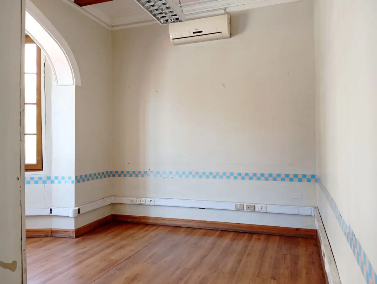 Arriendo Oficina N 4B 5E 1B Plaza Italia - Providencia