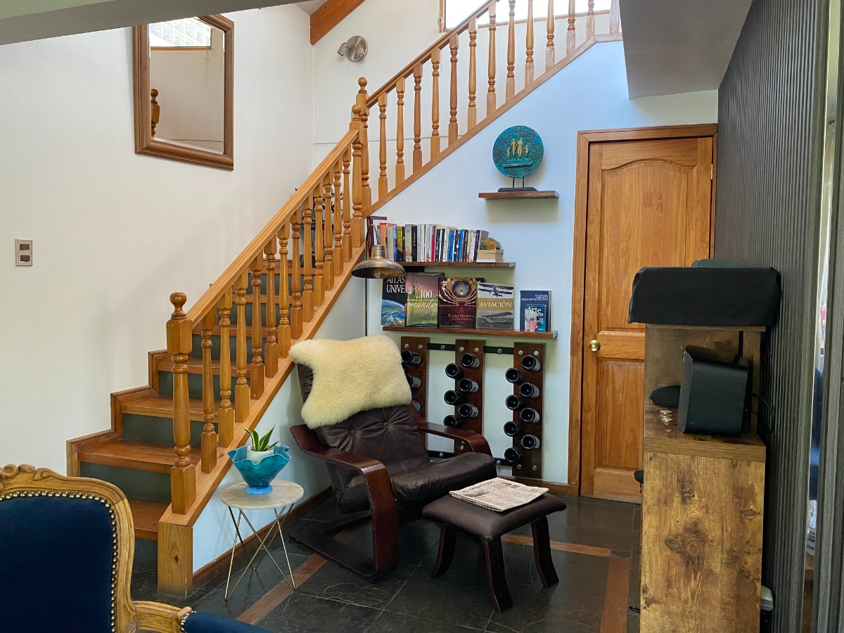 Venta Casa NOSP 4D en suite Walk-in cl&oacute;set 3B 2E 2B Estadio Croata - Vitacura