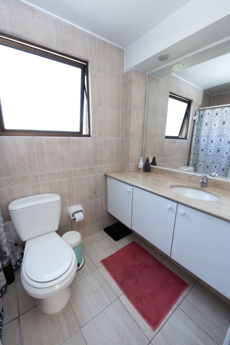 Venta Casa SO 4D en suite Walk-in cl&oacute;set 4B 2E 1B Carlos Ossand&oacute;n - La Reina