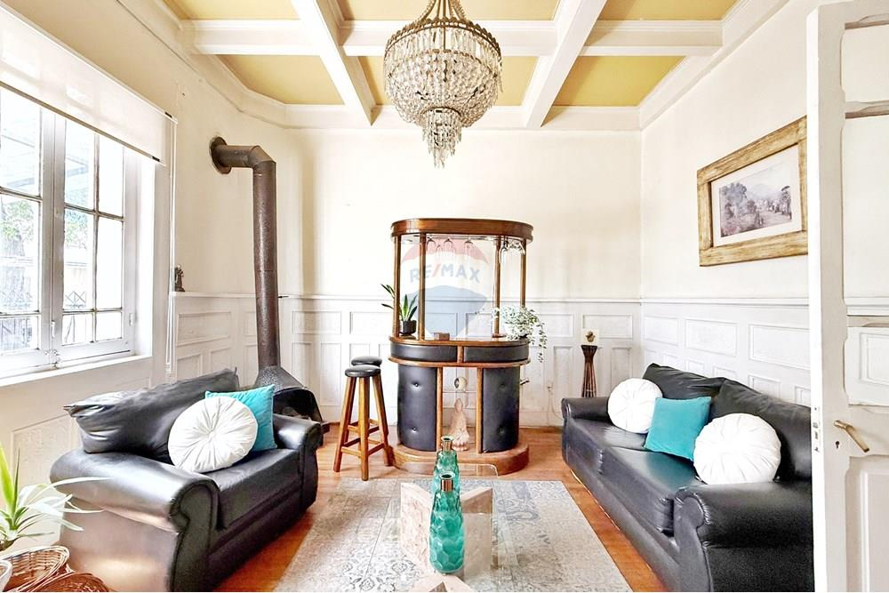 Venta Casa N 7D 4B 2E 1Bd Barrio Yungay - Santiago