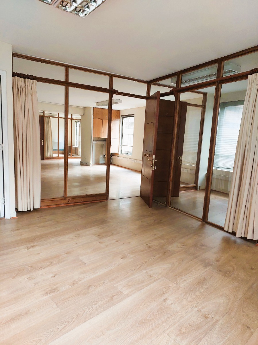 Arriendo Oficina SO 4B 2E Barrio El Golf - Las Condes