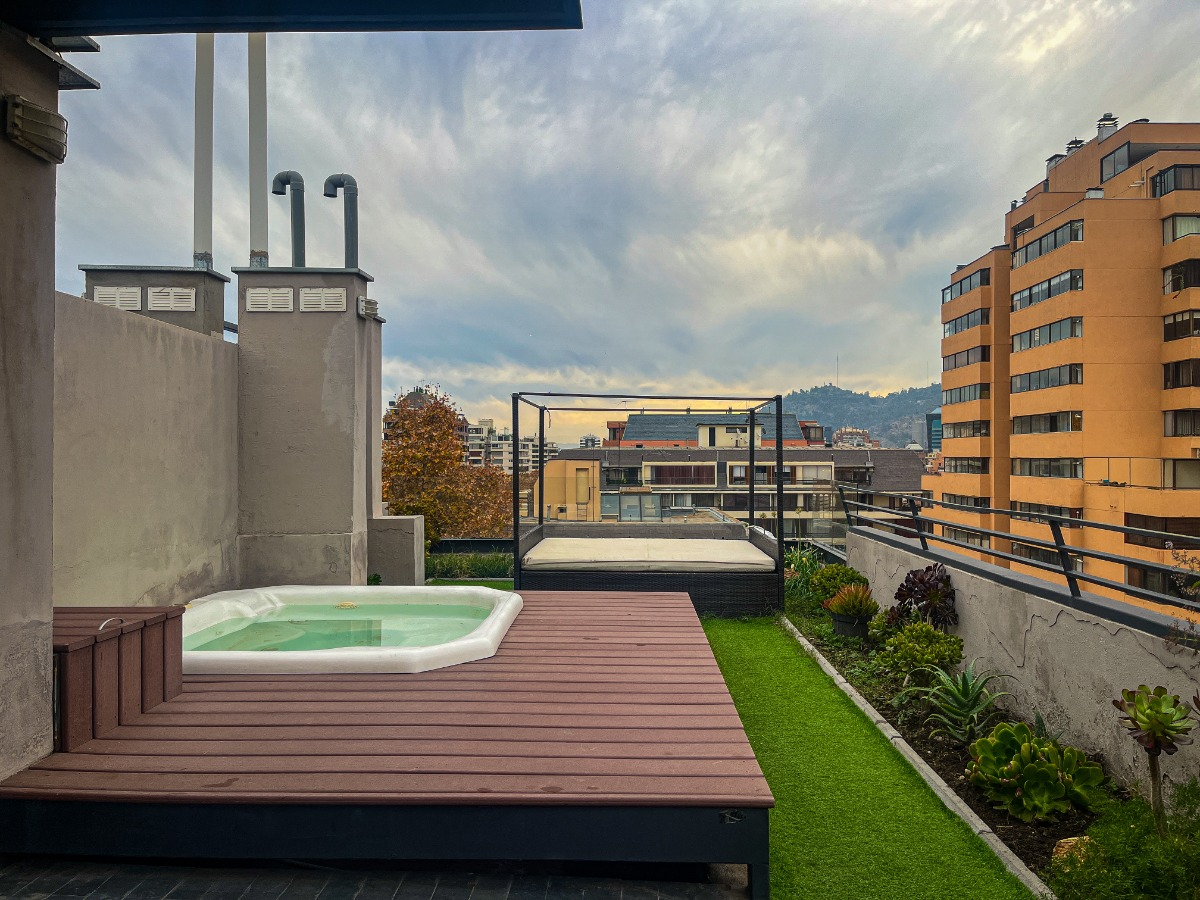 Arriendo Departamento NP 2D en suite 2B 1E 1B Las Lilas - Providencia