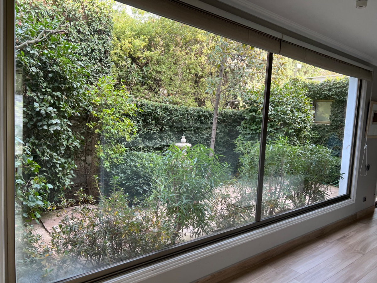 Venta Casa NO 5D 4B 4E 1B Santa Mar&iacute;a de Manquehue - Vitacura