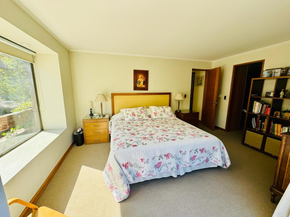 Venta Casa NP 5D en suite Walk-in cl&oacute;set 4B 3E 1B Los Trapenses - Lo Barnechea