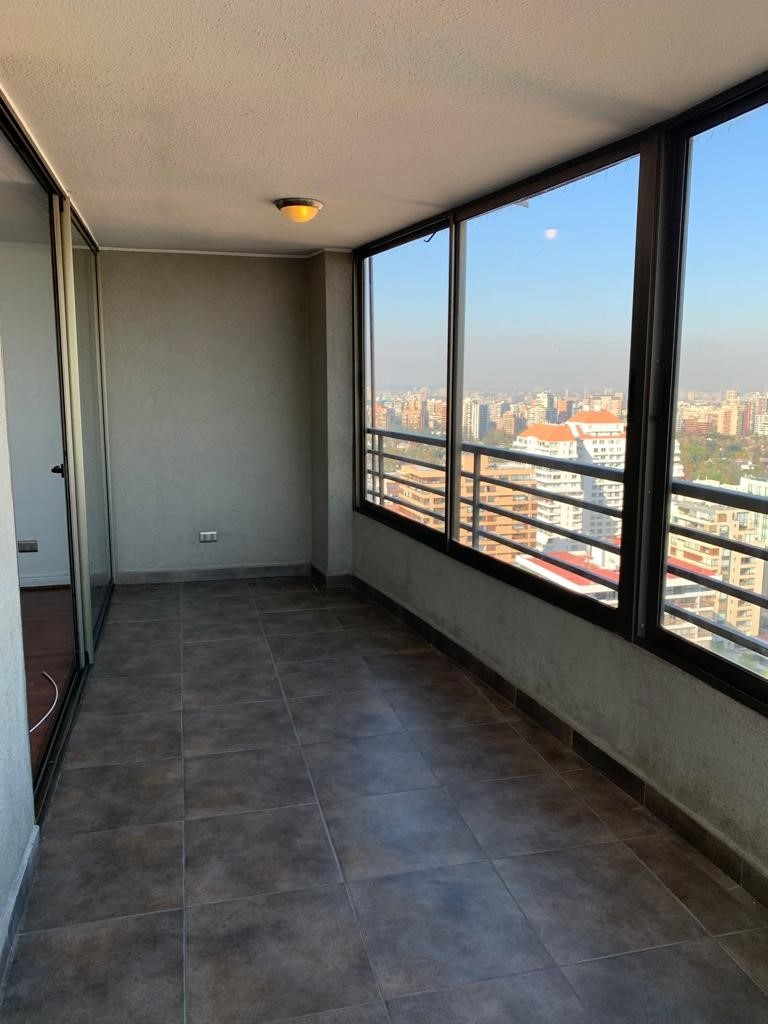 Arriendo Departamento NP 3D en suite 2B 1E 1B Metro Escuela Militar - Las Condes