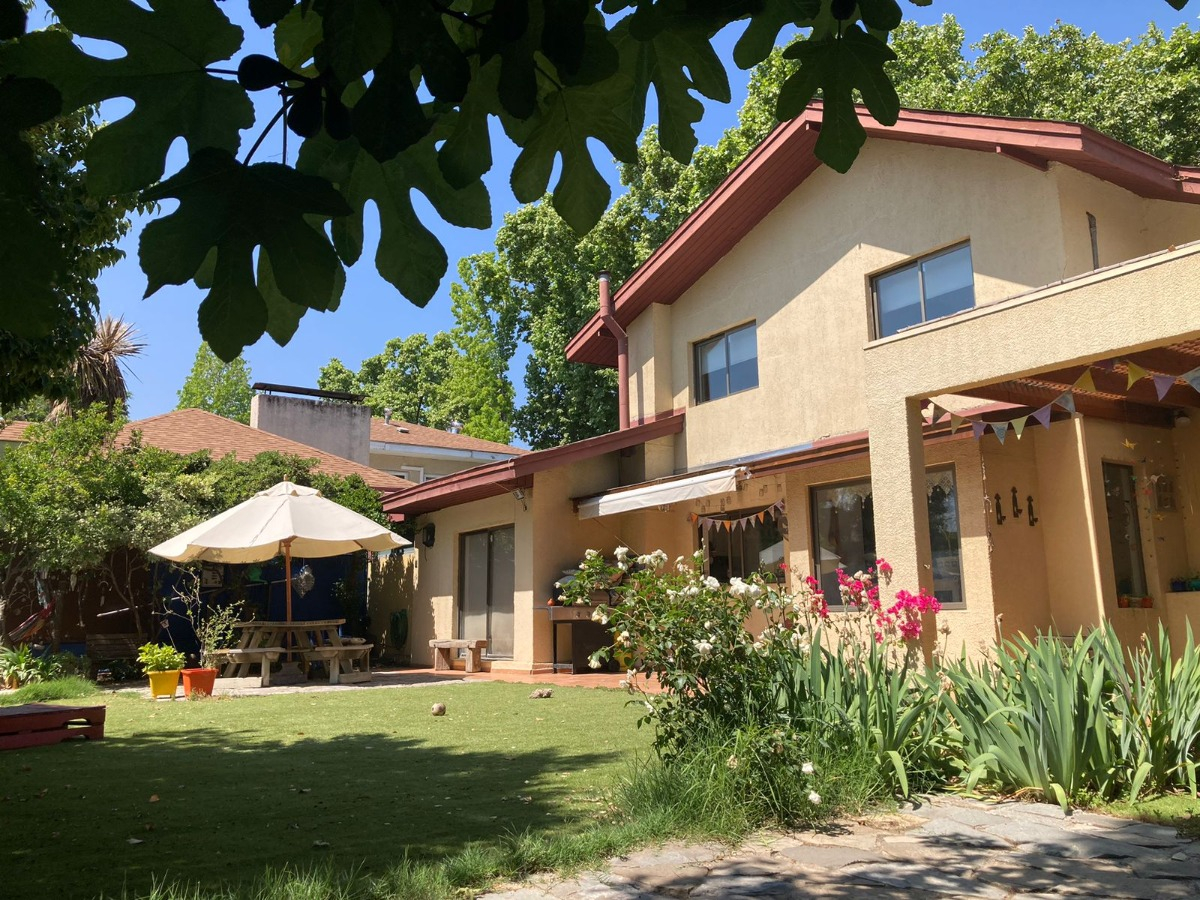 Venta Casa SO 4D en suite Walk-in cl&oacute;set 3B 3E 1B Carlos Ossand&oacute;n - La Reina