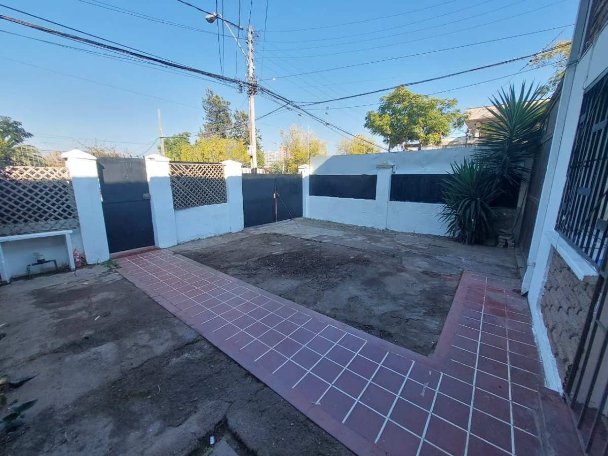 Venta Casa NO 2D 2B 2E 2B Juan G&oacute;mez Millas - &Ntilde;u&ntilde;oa