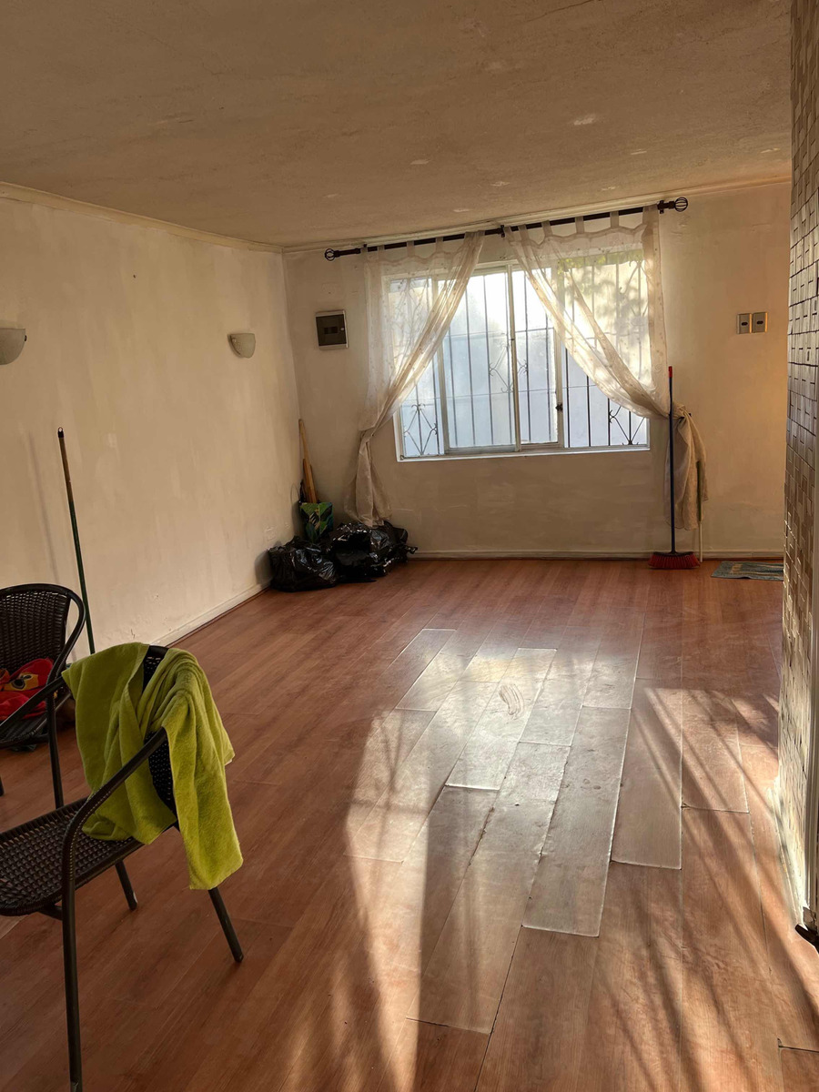 Arriendo Casa 5D Carlos Ossand&oacute;n - La Reina