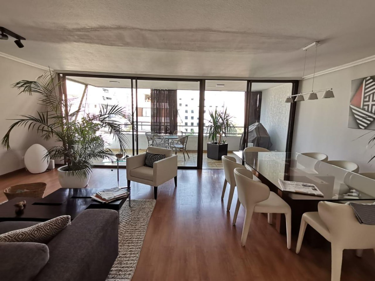 Venta Departamento NO 2D en suite Walk-in cl&oacute;set 3B 1E 1B Barrio El Golf - Las Condes