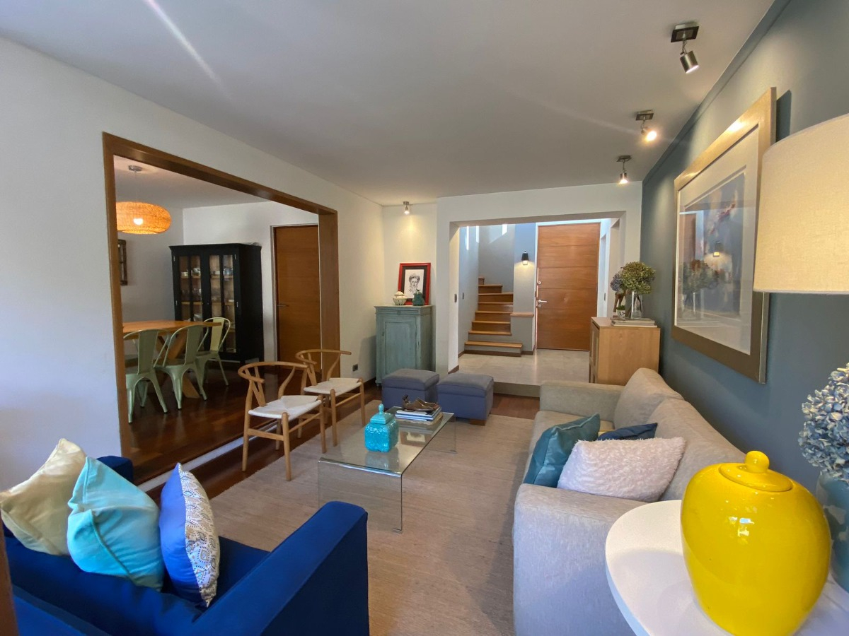 Venta Casa NO 4D 4B 2E 1B Carlos Ossand&oacute;n - La Reina