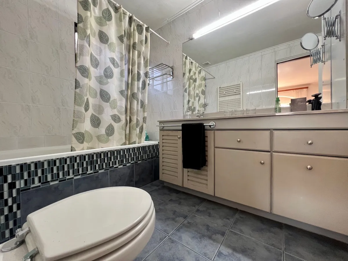 Venta Casa NO 4D 4B 4E 1Bd Borde R&iacute;o - Casa Piedra - Vitacura