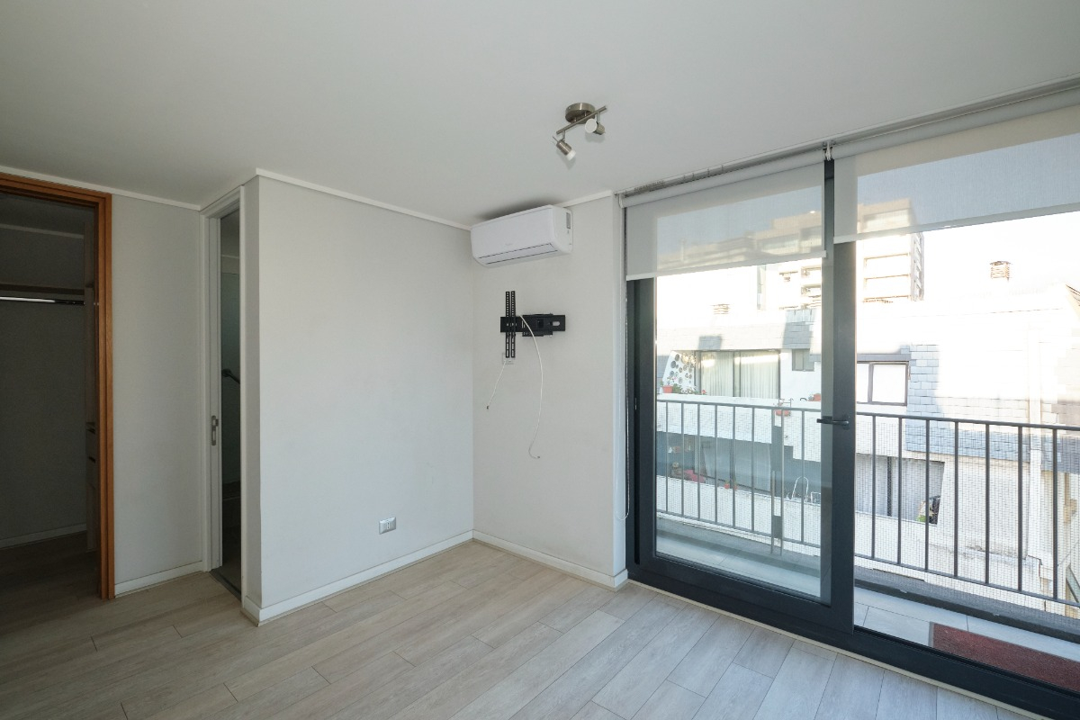 Arriendo Departamento SO 2D 2B 1E In&eacute;s de Su&aacute;rez - Providencia