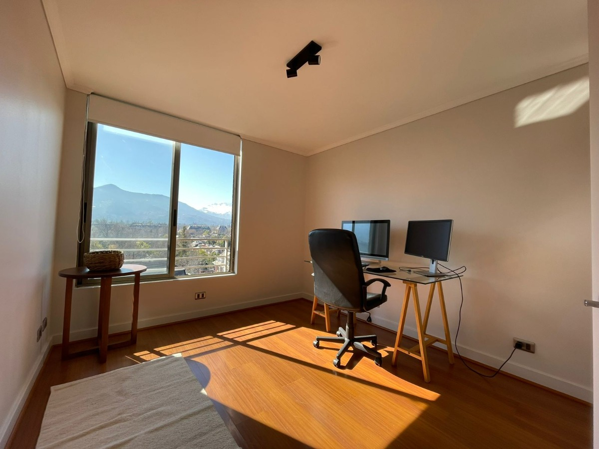 Arriendo Departamento NO 4D en suite Walk-in cl&oacute;set 3B 2E 1B Borde R&iacute;o - Casa Piedra - Vitacura