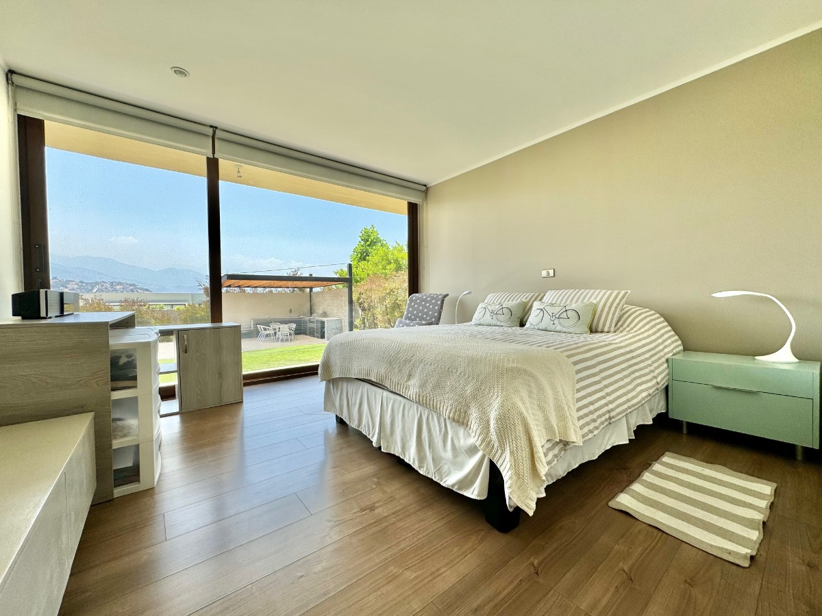 Venta Casa NO 4D en suite Walk-in cl&oacute;set 3B 2E 1B Los Trapenses - Lo Barnechea