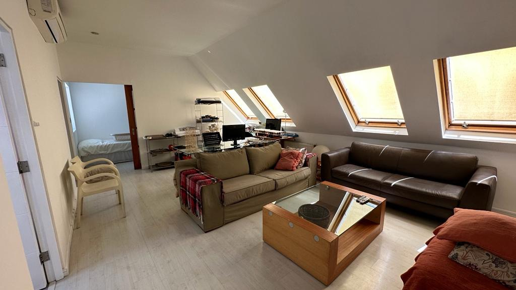 Venta Casa N 4D en suite 4B 2E 1B Nuestra Se&ntilde;ora del Rosario - Vitacura