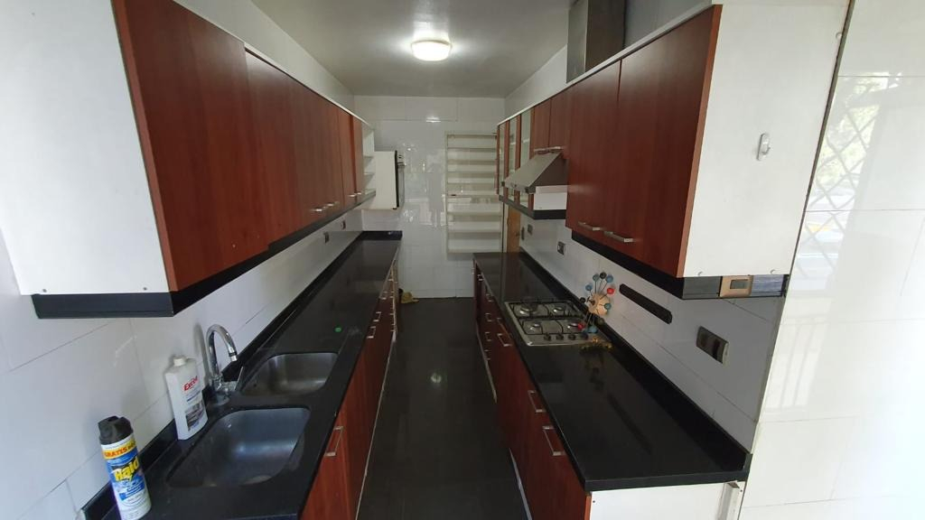 Arriendo Departamento 2D Metro Escuela Militar - Las Condes