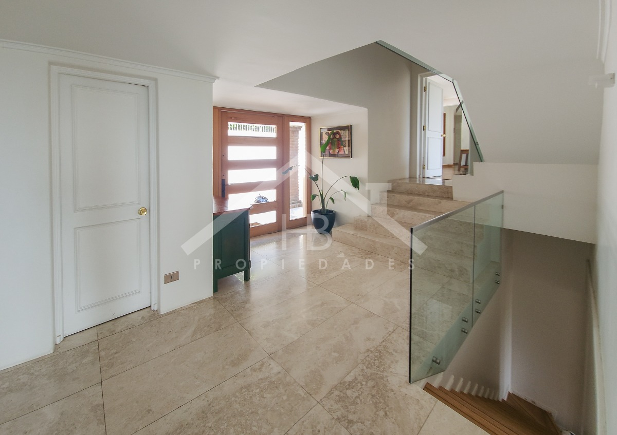 Venta Casa 5D en suite Walk-in cl&oacute;set 5B 3E 2B La Dehesa - Lo Barnechea