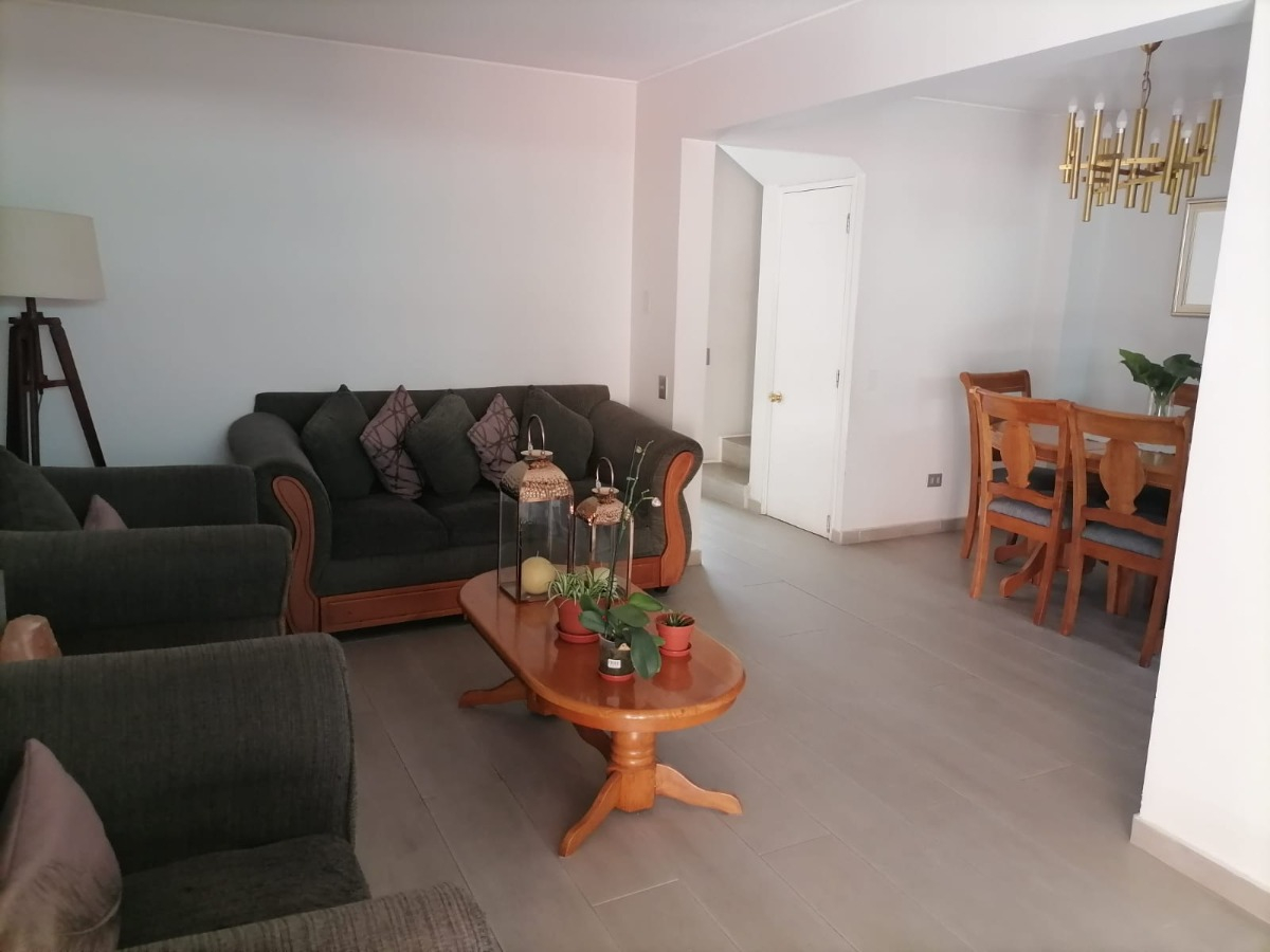 Venta Casa 3D Antigua Lo Barnechea - Lo Barnechea