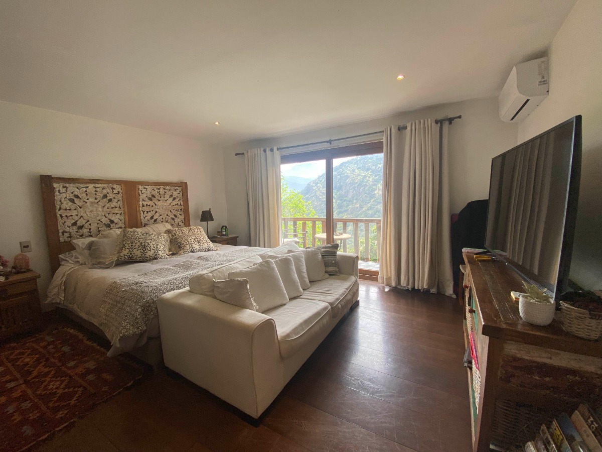 Arriendo Casa 4D 4B 2E 1B El Array&aacute;n - Lo Barnechea