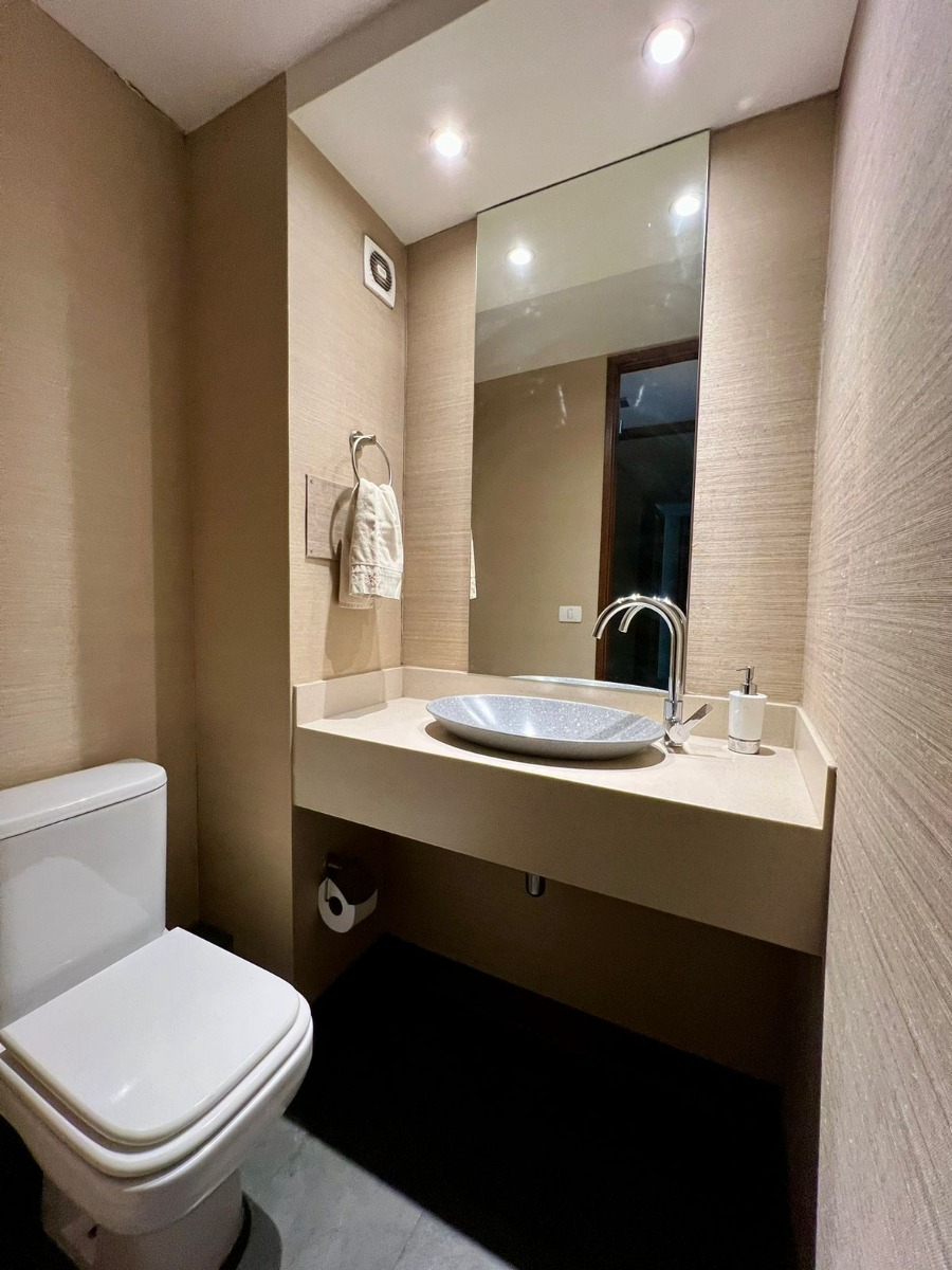 Venta Departamento O 5D en suite Walk-in cl&oacute;set 3B 2E 1B Metro Manquehue - Apumanque - Las Condes