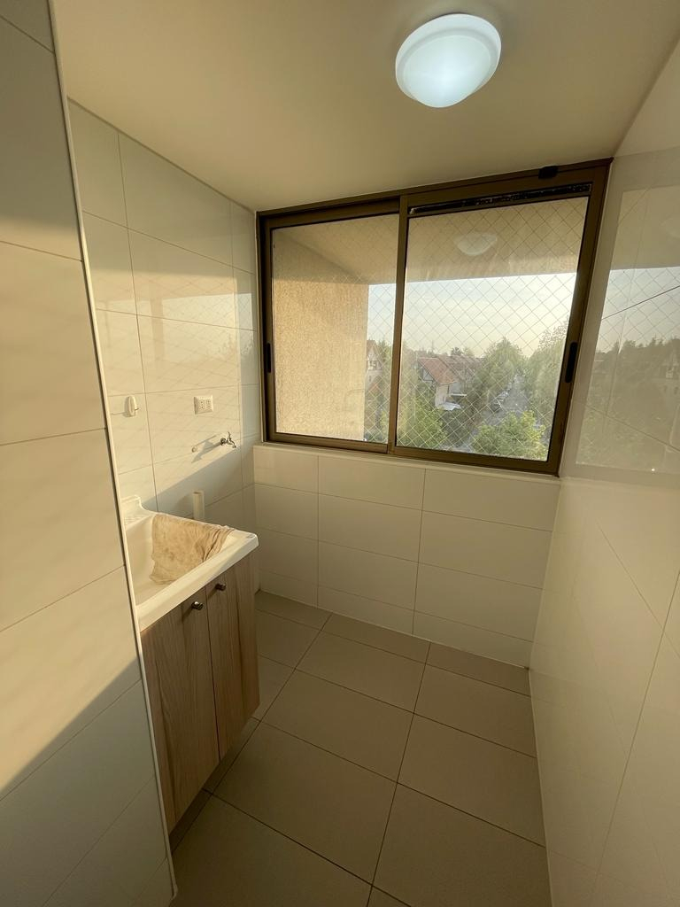 Arriendo Departamento NO 3D en suite Walk-in cl&oacute;set 3B 2E 1B San Carlos de Apoquindo - Las Condes