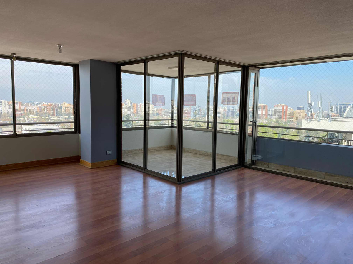 Arriendo Departamento 4D 3B 1E 1B Metro Escuela Militar - Las Condes