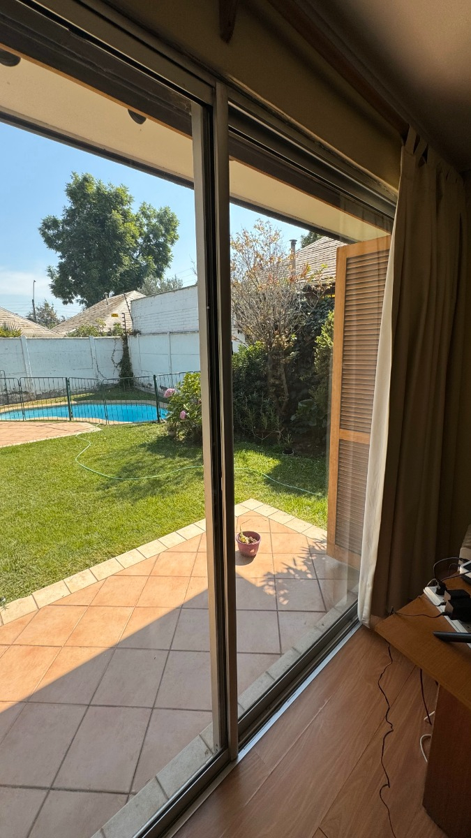 Venta Casa P 7D en suite Walk-in cl&oacute;set 4B 3E 1B Carlos Ossand&oacute;n - La Reina