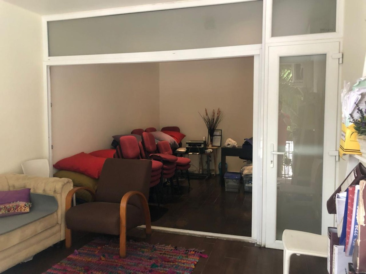 Venta Oficina NO 2B Plaza Italia - Providencia