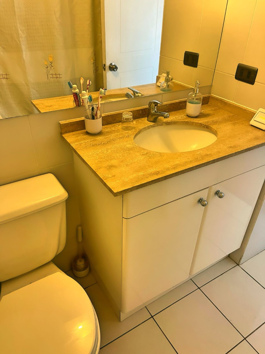 Venta Departamento 1D en suite Walk-in cl&oacute;set 1B 1E 1B Metro Manquehue - Apumanque - Las Condes