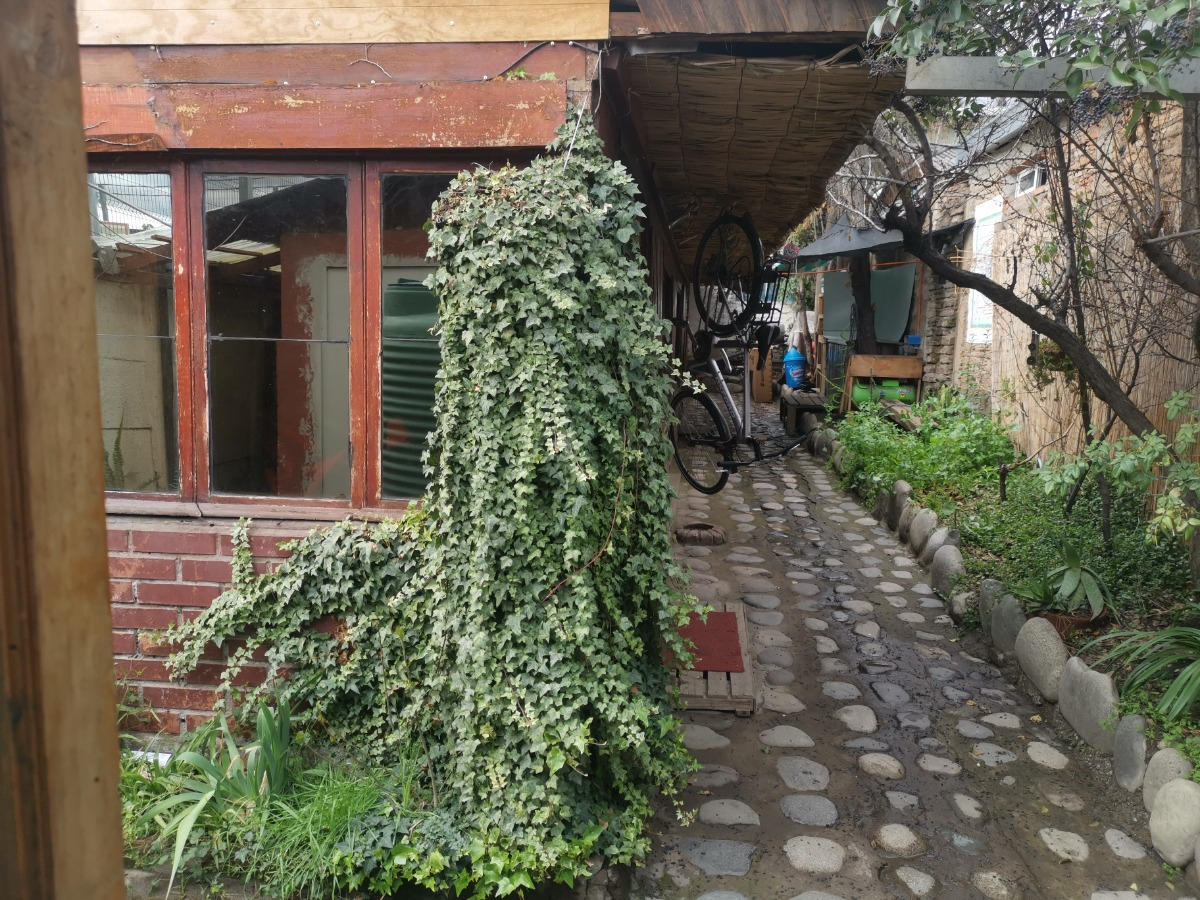 Venta Casa P 4D en suite 2B 1E 1B Antigua Lo Barnechea - Lo Barnechea