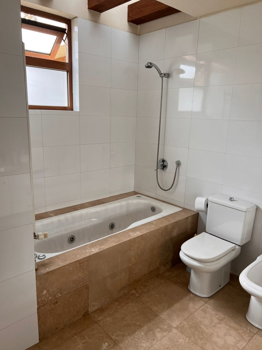 Venta Casa NO 6D en suite Walk-in cl&oacute;set 4B 5E 1B Tabancura - Vitacura