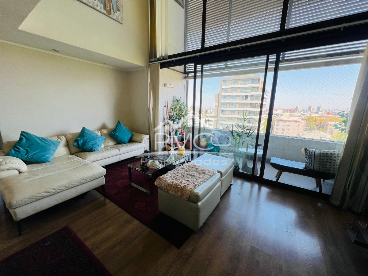 Venta Departamento SP 3D en suite Walk-in cl&oacute;set 3B 3E 1B Campus Oriente - Providencia