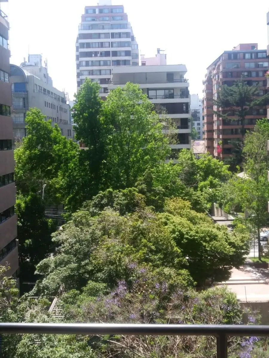 Venta Departamento 3D en suite 3B 1E 1B Barrio El Golf - Las Condes