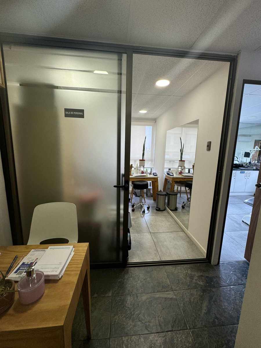 Venta Oficina 2B Metro Tobalaba - Mall Costanera - Providencia