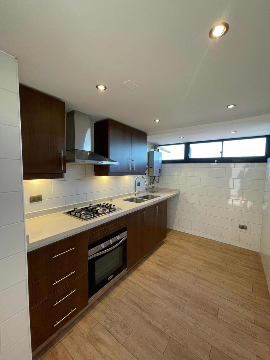 Arriendo Departamento 1D 1B 1E 1B Los Dominicos - Las Condes
