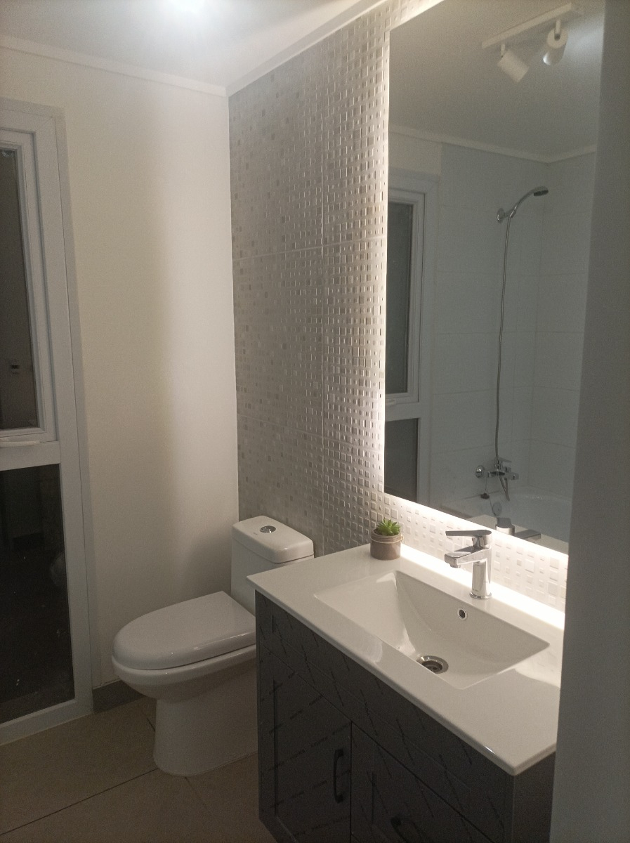 Venta Casa NP 3D en suite Walk-in cl&oacute;set 3B 2E 1B Rotonda Atenas - Las Condes